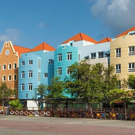 E M City Hotel Willemstad Esterno foto