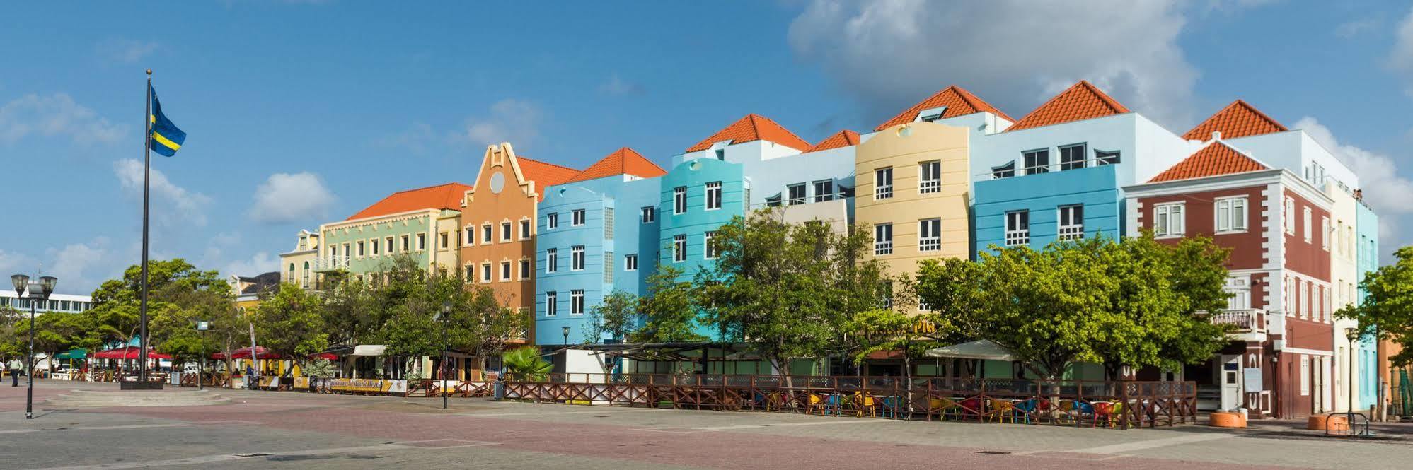 E M City Hotel Willemstad Esterno foto